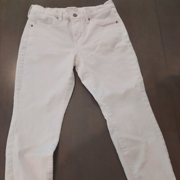 Lucky Brand Denim - Lucky  jeans Only worn once